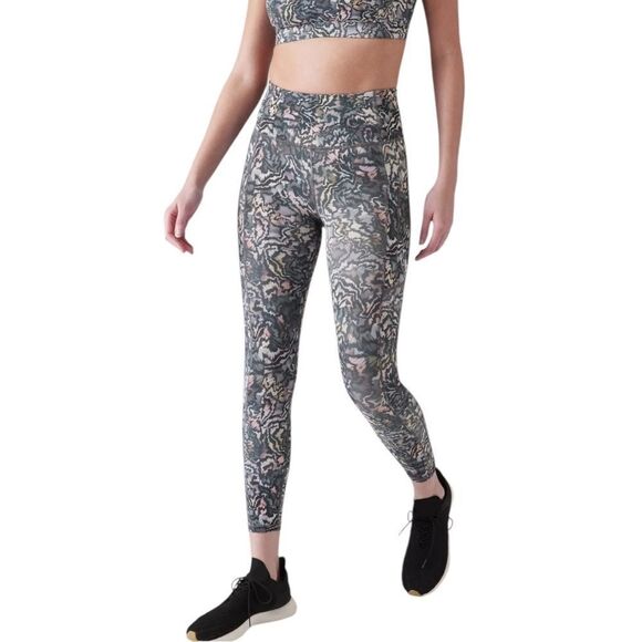 Athleta Gray Print Ultimate Stash 7/8 Tight XXS NWOT - Picture 1 of 9